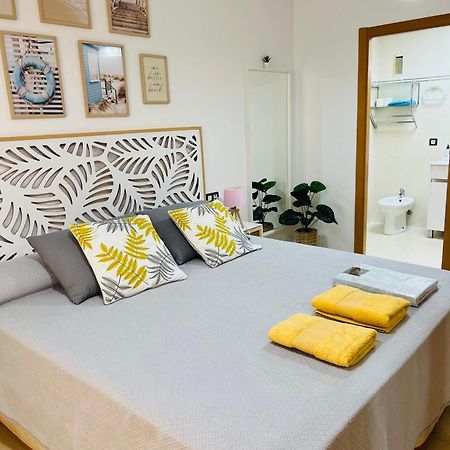 APARTAMENTO CENTRO 3 HABITACIONES CON AIRE ACONDICIONADO A 150m DE LA PLAYA Peníscola Exterior foto