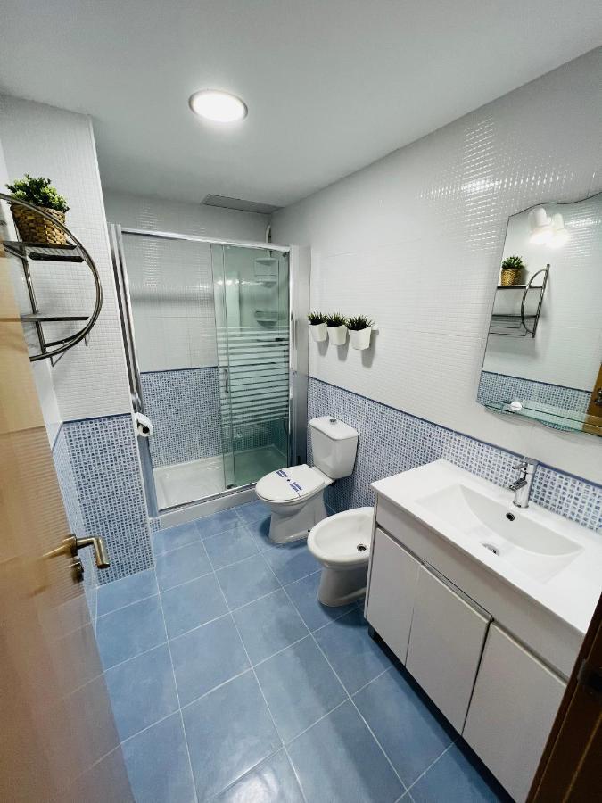 APARTAMENTO CENTRO 3 HABITACIONES CON AIRE ACONDICIONADO A 150m DE LA PLAYA Peníscola Exterior foto