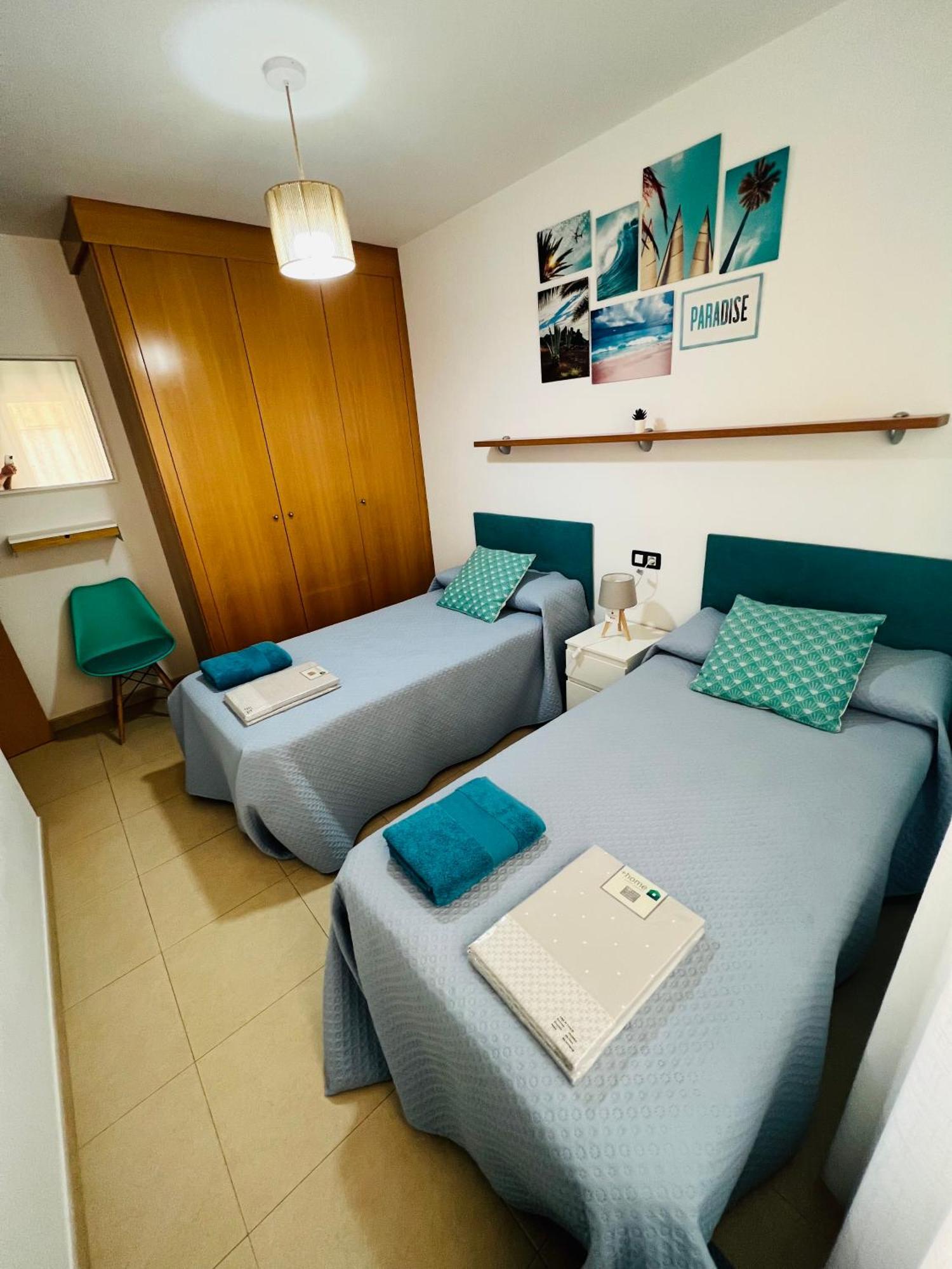 APARTAMENTO CENTRO 3 HABITACIONES CON AIRE ACONDICIONADO A 150m DE LA PLAYA Peníscola Exterior foto