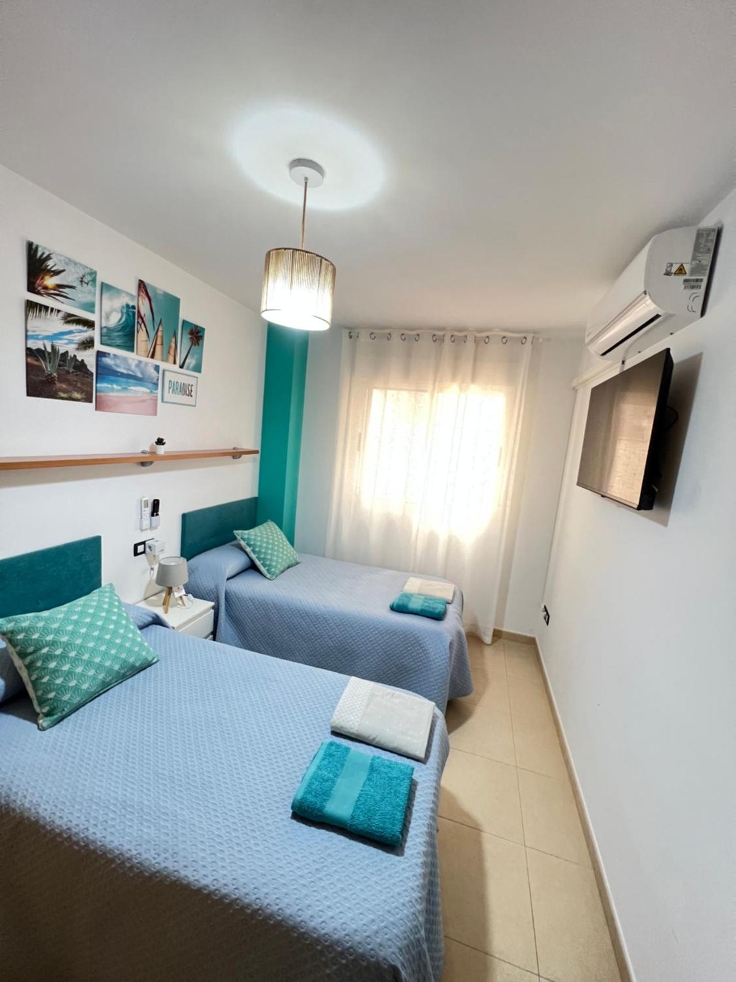 APARTAMENTO CENTRO 3 HABITACIONES CON AIRE ACONDICIONADO A 150m DE LA PLAYA Peníscola Exterior foto